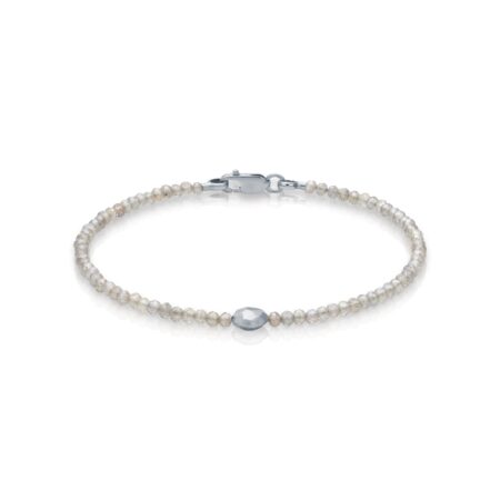 NÓVA gyöngyös labradorit karkötő arany medállal és arany csattal.